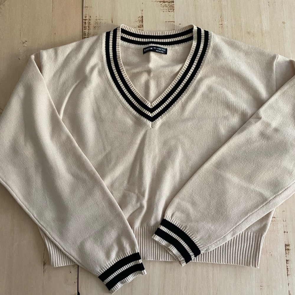 V-neck Sweater